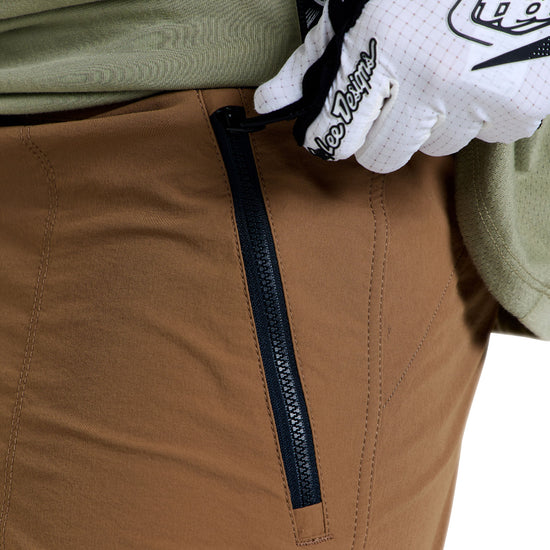 TROY LEE DESIGNS SKYLINE TRAIL Shorts mit Liner Mono Beige