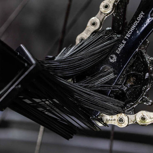 MUC-OFF CHAIN BRUSH (Bürste)