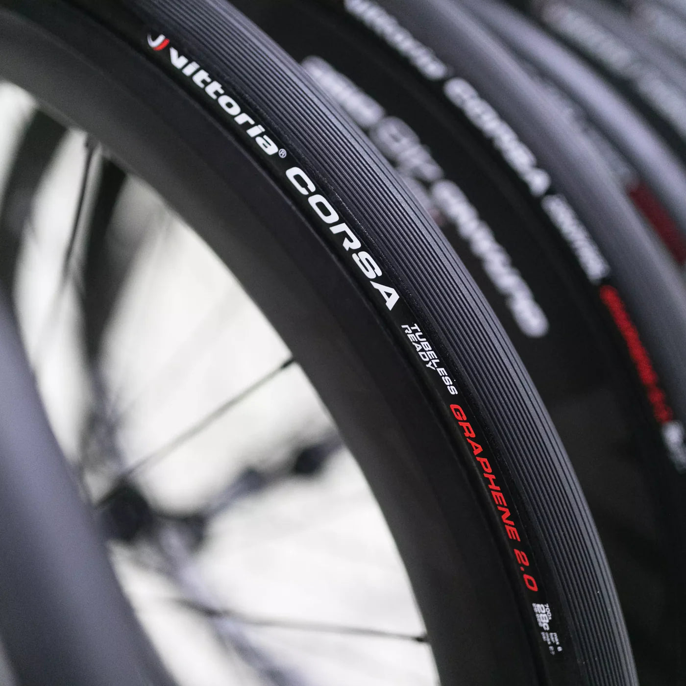 Reifen VITTORIA CORSA Graphene G2.0 700x28c Tubeless Ready Weich Schwarz *.