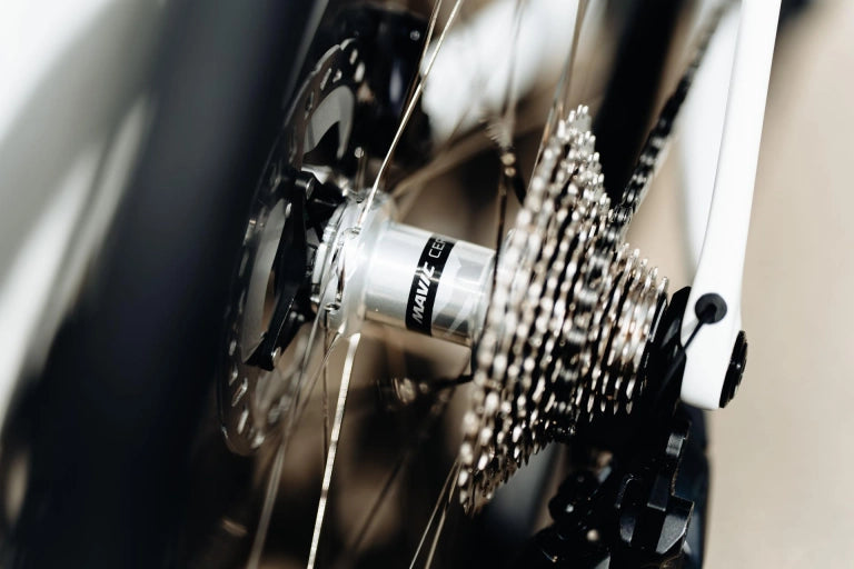 Laufradsatz MAVIC COSMIC SLR 45 Tubeless Ready (Center Lock) Silber