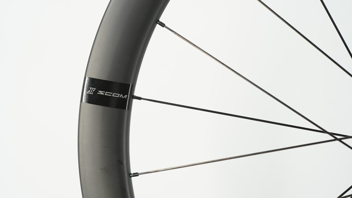 Laufradpaar SCOM AERO Tubeless Ready (Center Lock)