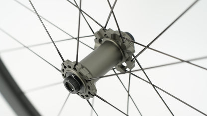 Laufradsatz SCOM AERO 50/62 Tubeless Ready (Center Lock)