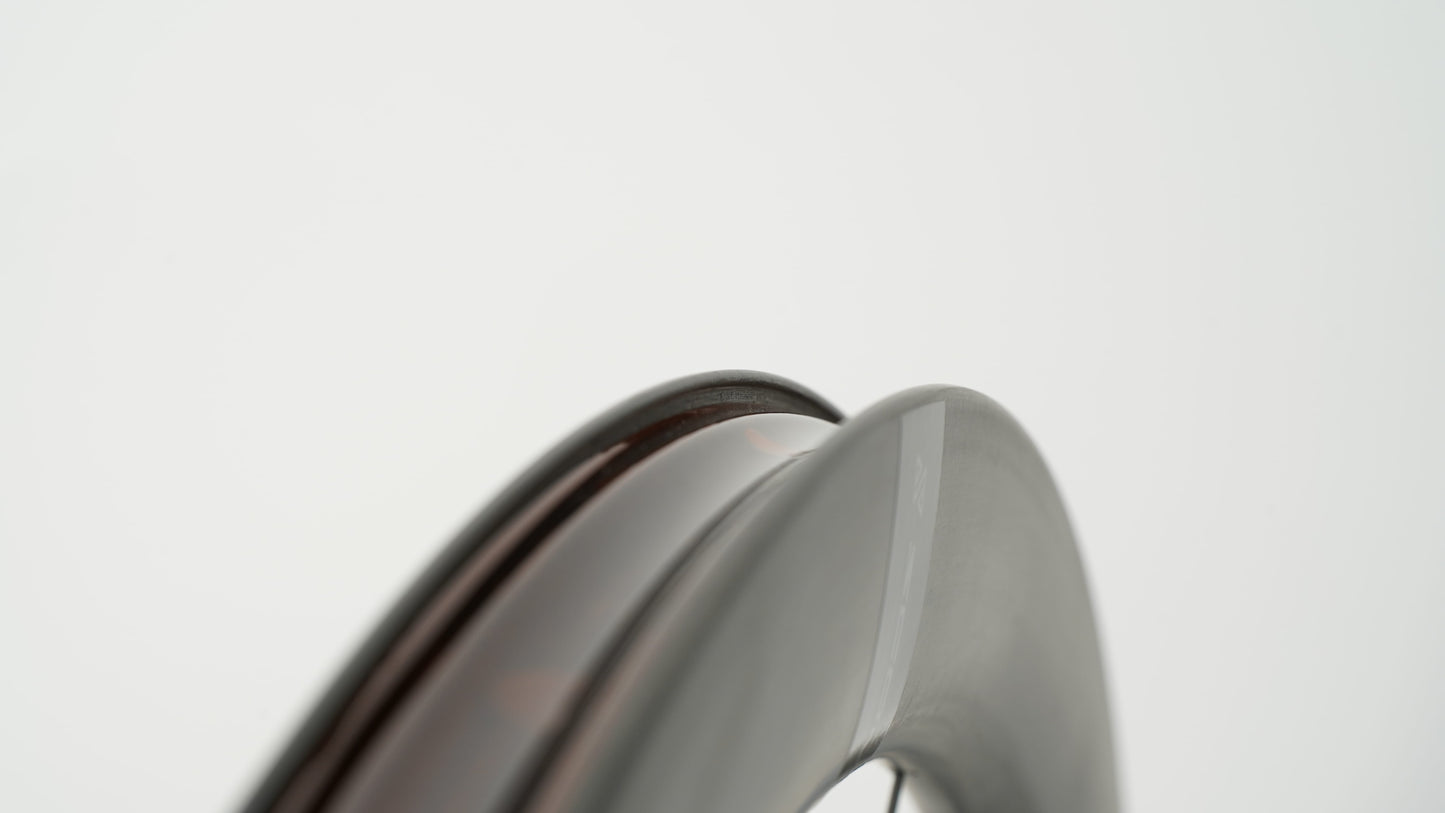 Laufradsatz SCOM ULTRA + Tubeless Ready (Center Lock)