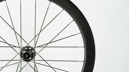 SCOM ULTRA 50 Tubeless Ready Laufradsatz (Center Lock)