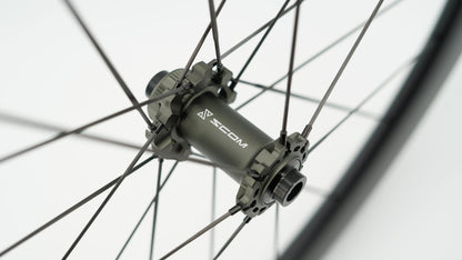 SCOM ULTRA 50 Tubeless Ready Laufradsatz (Center Lock)