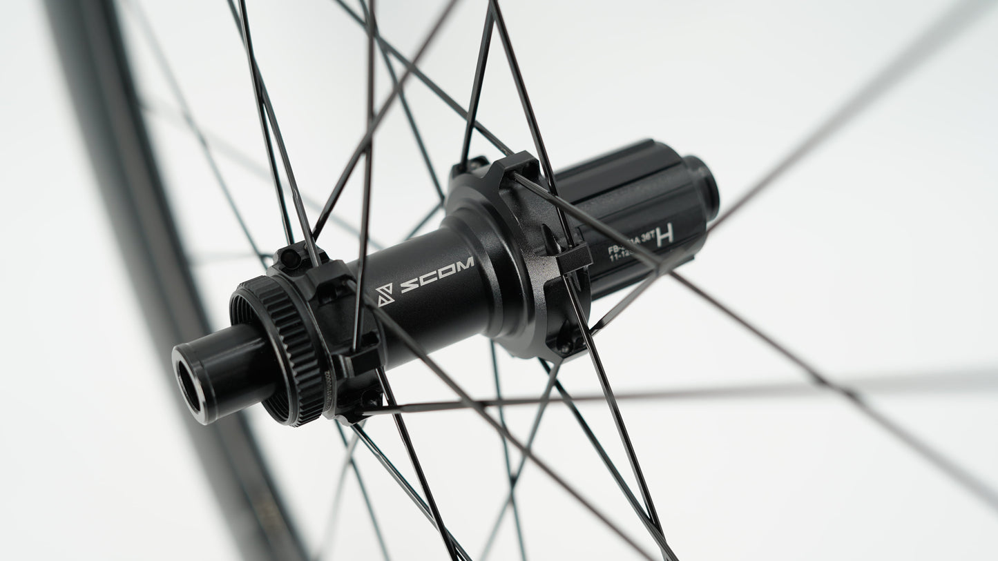 Paar SCOM CORSA 45 Tubeless Ready-Laufräder (Center Lock)