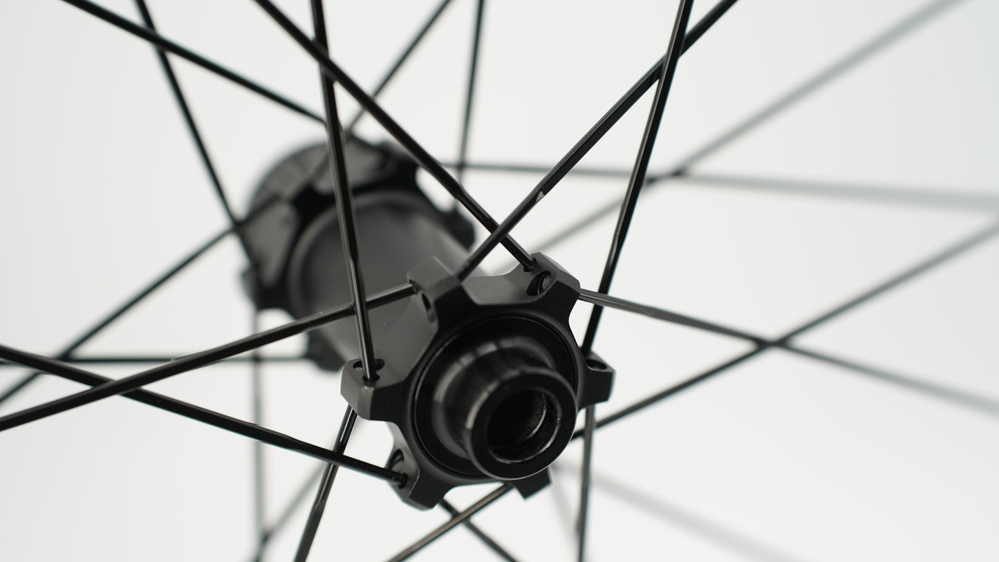 Paar SCOM CORSA 45 Tubeless Ready-Laufräder (Center Lock)