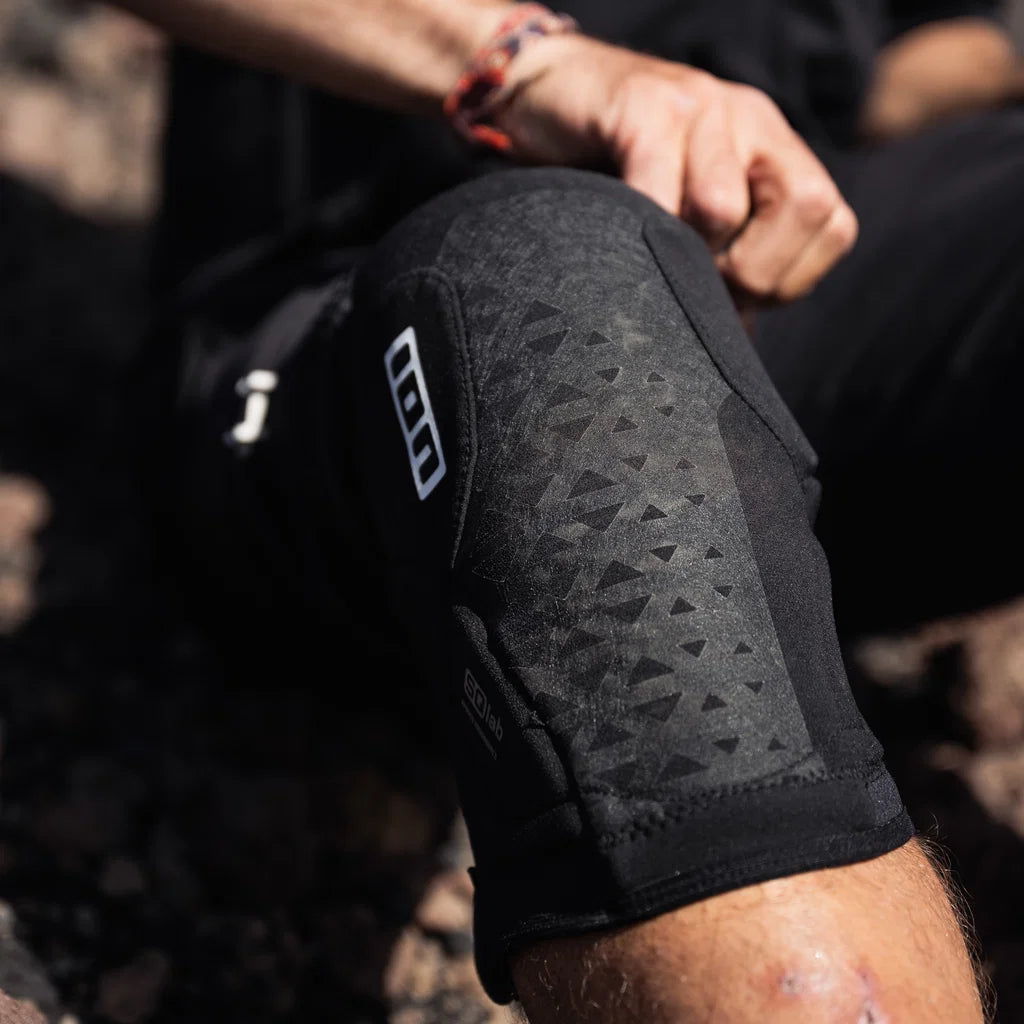 ION K-Pact Unisex Knieschützer Schwarz
