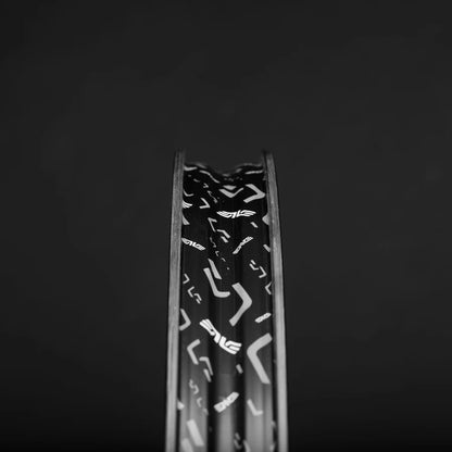 Hinterrad ENVE G SES 6.7 PRO Tubeless Ready (Center Lock) Schwarz/Silber