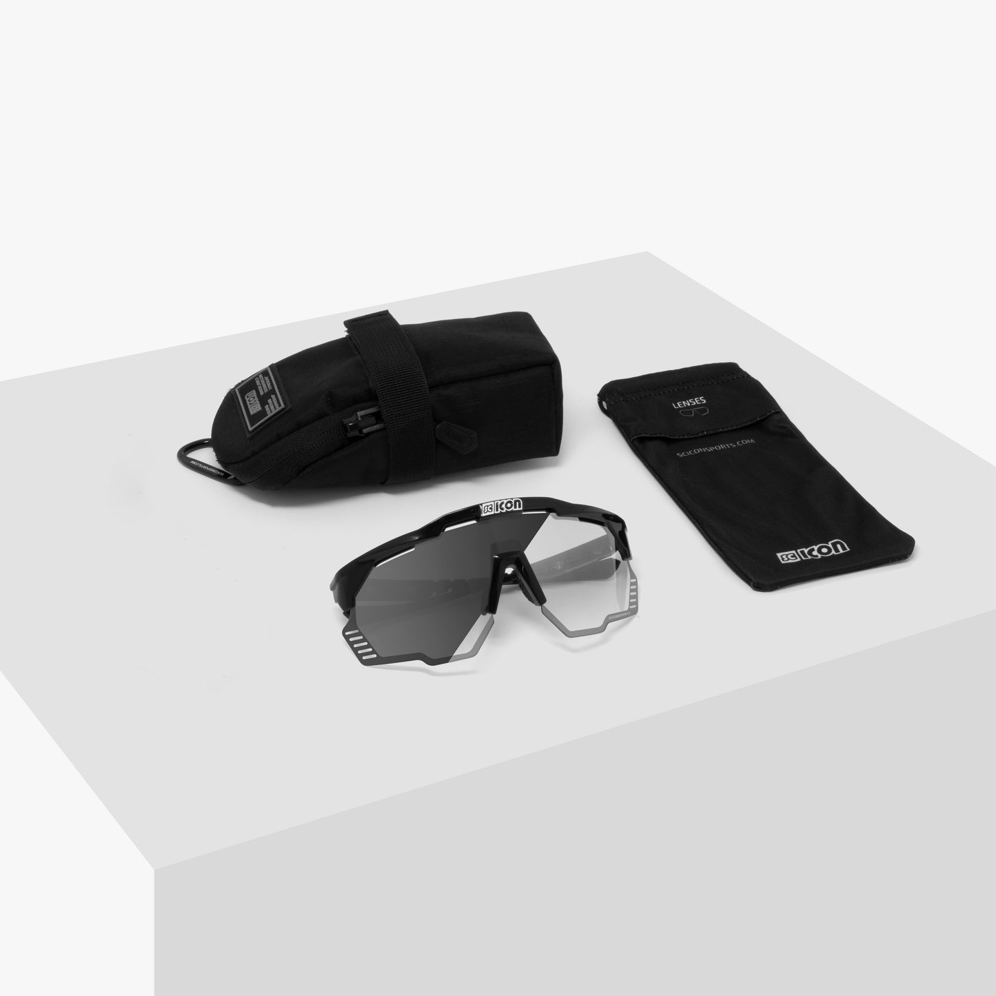 SCICON AEROSHADE KUNKEN Brille Schwarz Photocromic Silber