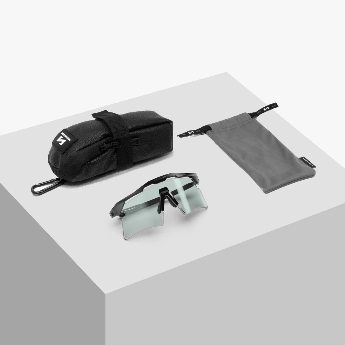 SCICON AEROSHADE 2.0 TITANIUM Brille Weiß Metal Photochromatische Gläser Blue Green