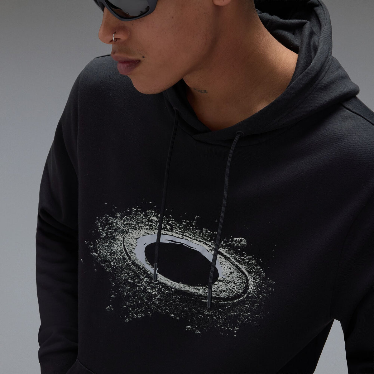 Hoodie OAKLEY LUNAR ELLIPSE HOODIE Schwarz
