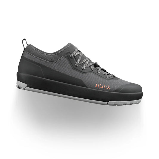 Mountainbike-Schuhe FIZIK VERSOR 2 Grau/Schwarz