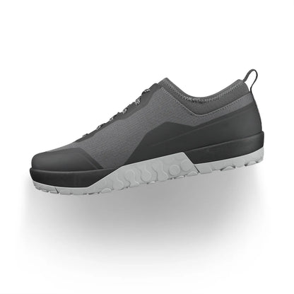 MTB-Schuhe FIZIK VERSOR 2 Grau/Schwarz