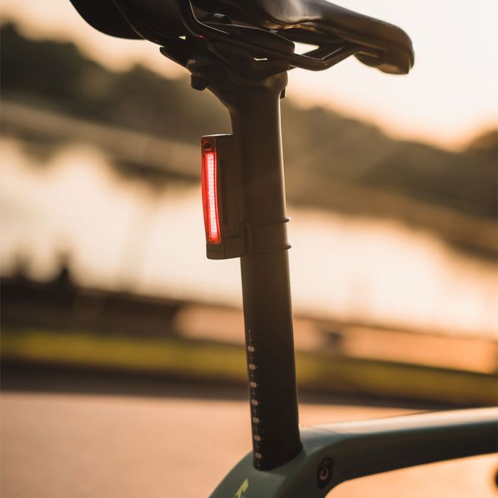 KNOG PLUS REAR Rücklicht, 20 Lumen, schwarz