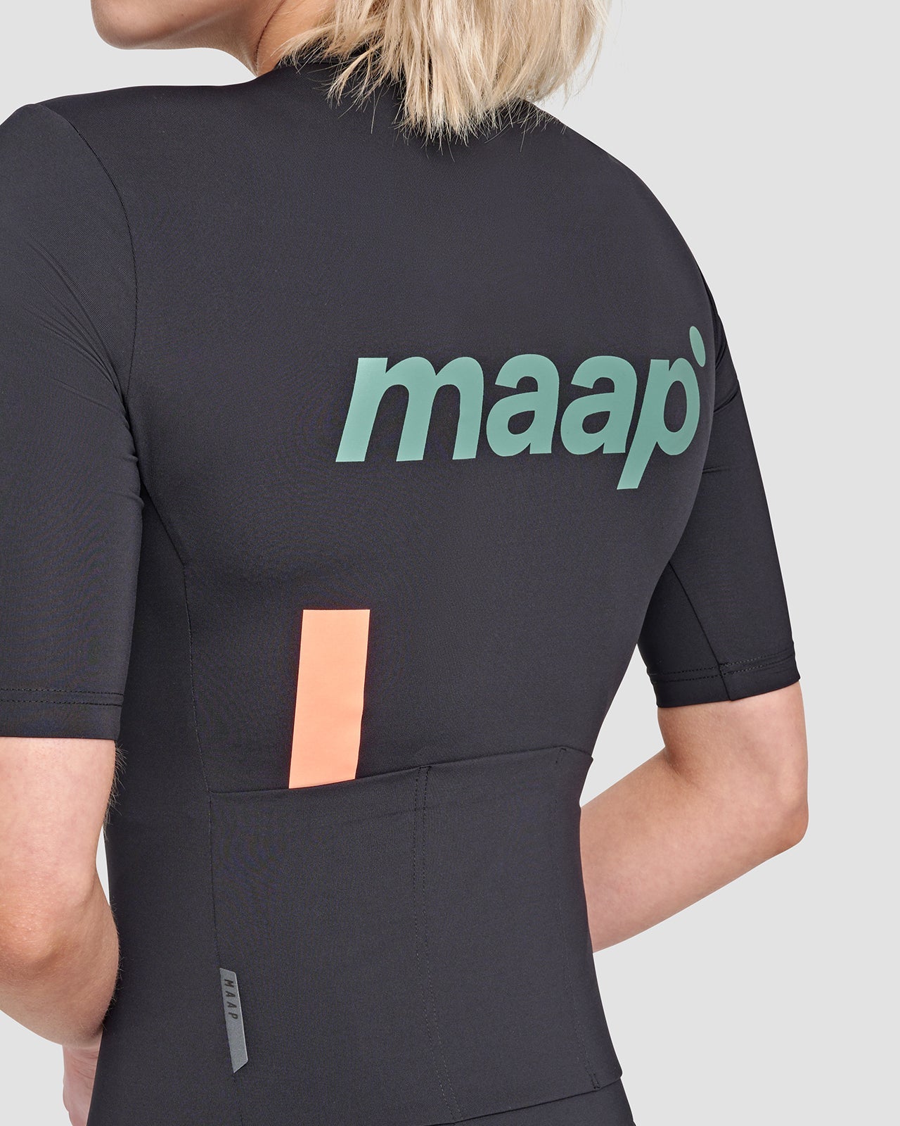 MAAP TRAINING Damen Kurzarm Trikot Schwarz