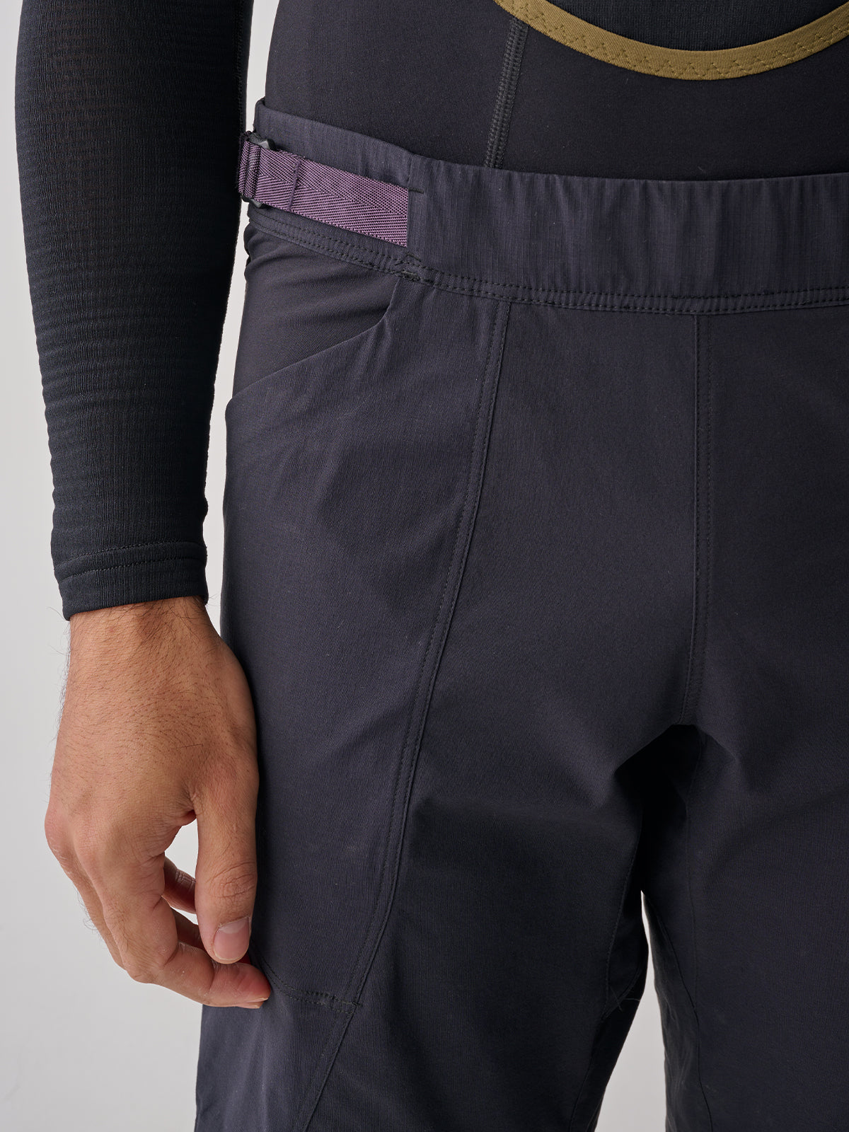 MAAP ALT ROAD Shorts Schwarz