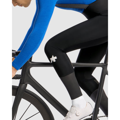 Lange Trägerhose ASSOS EQUIPE RS JOHDAH ULTRAZ WINTER S11 Schwarz