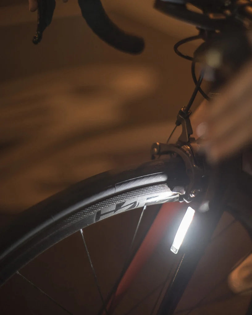 KNOG PLUS TWINPACK 40/20 Lumen Vorder- und Rücklicht Schwarz