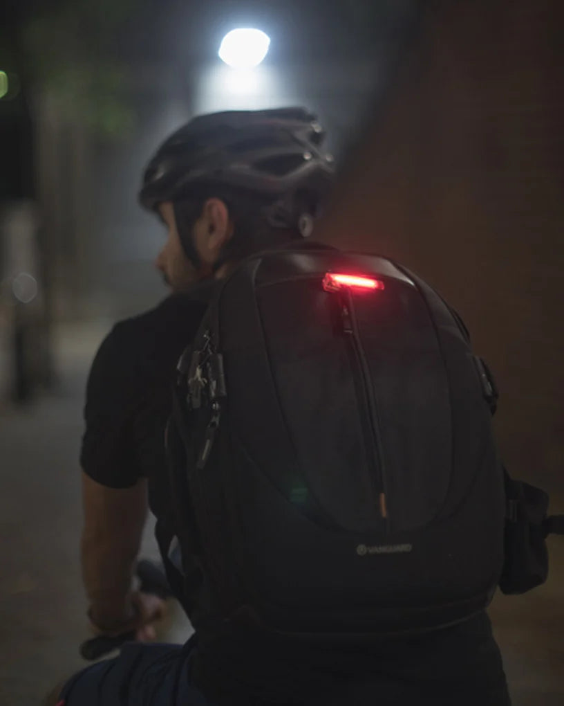 KNOG PLUS REAR Rücklicht 20 Lumen Schwarz