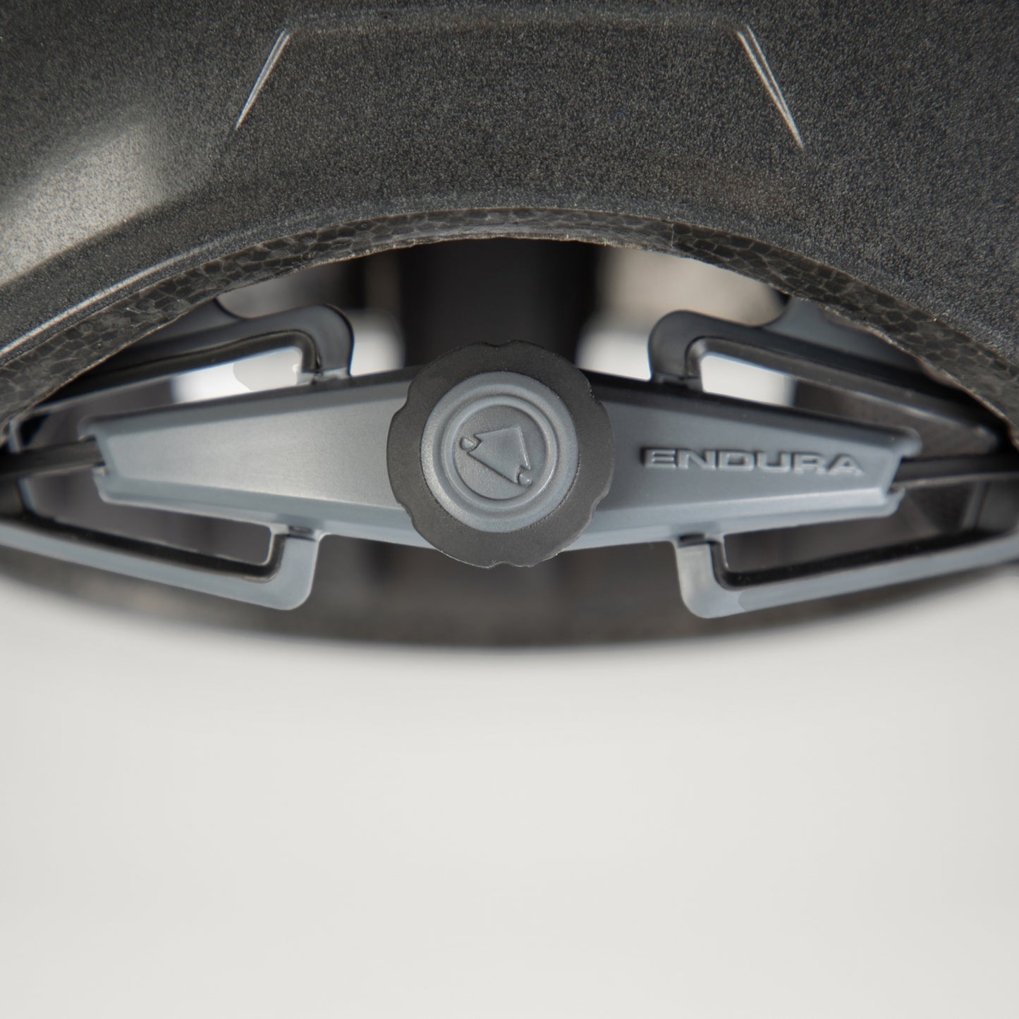 Casque BOL BMX ENDURA PISSPOT Gris