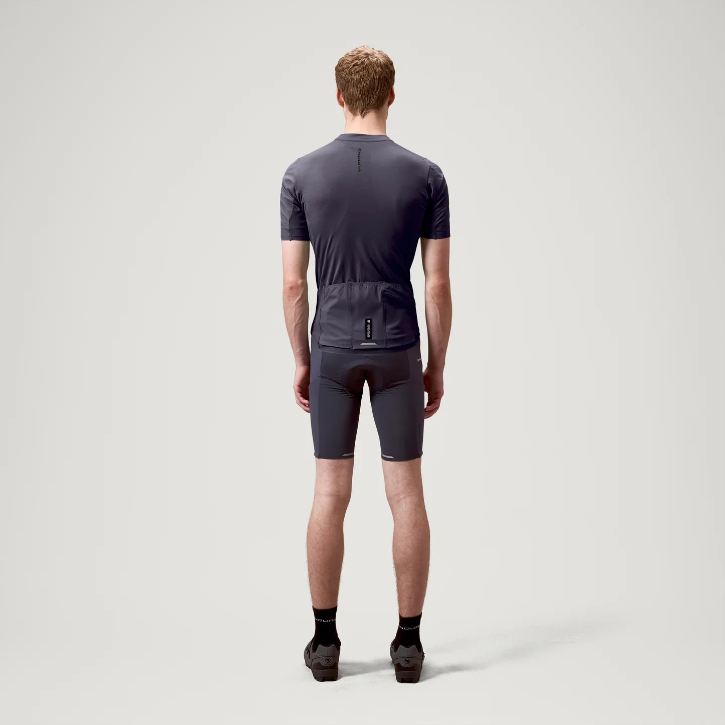 ENDURA ALLTRACK RIDE Trikot Kurzarm Carbon Grau