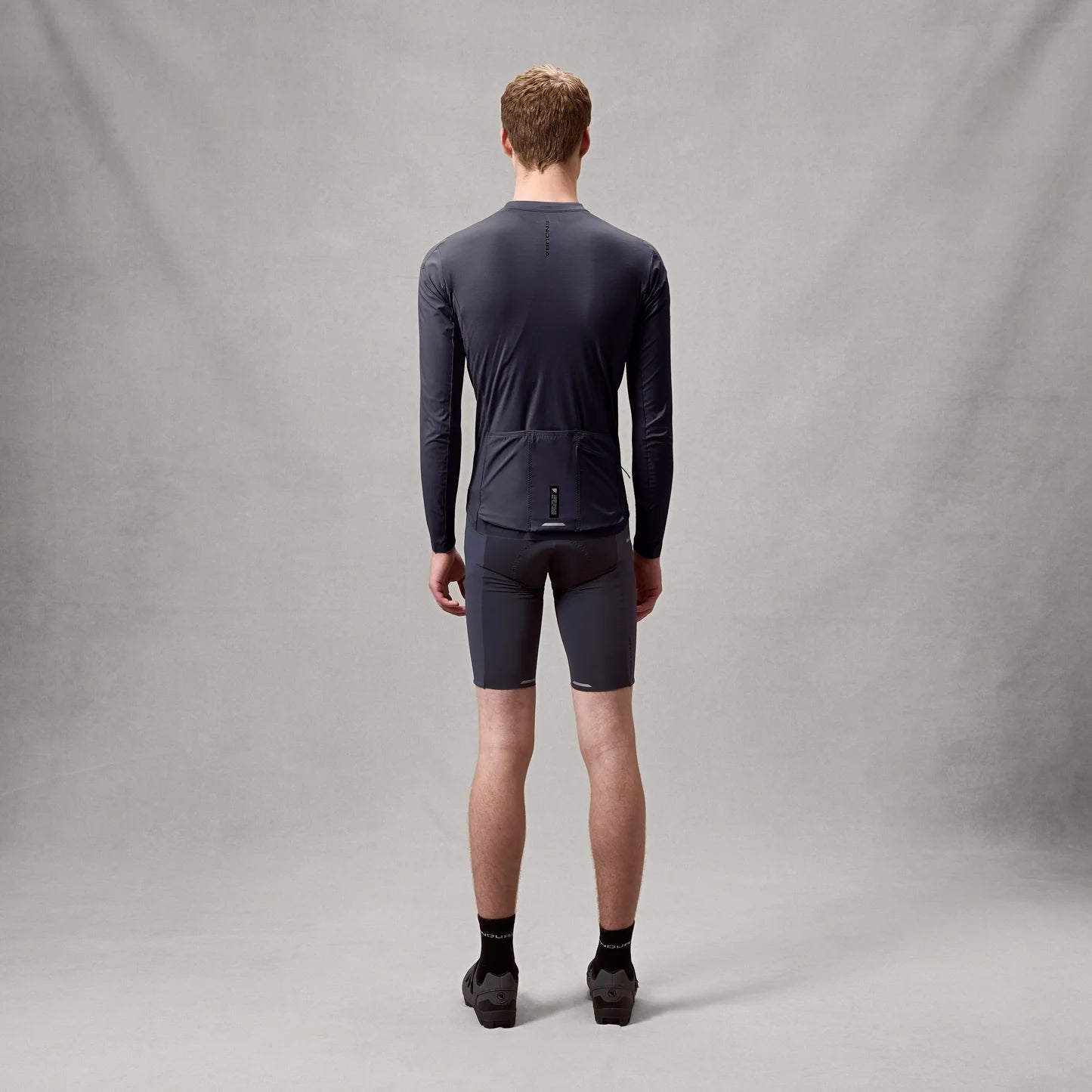ENDURA ALLTRACK RIDE Langarmtrikot Carbon Grau