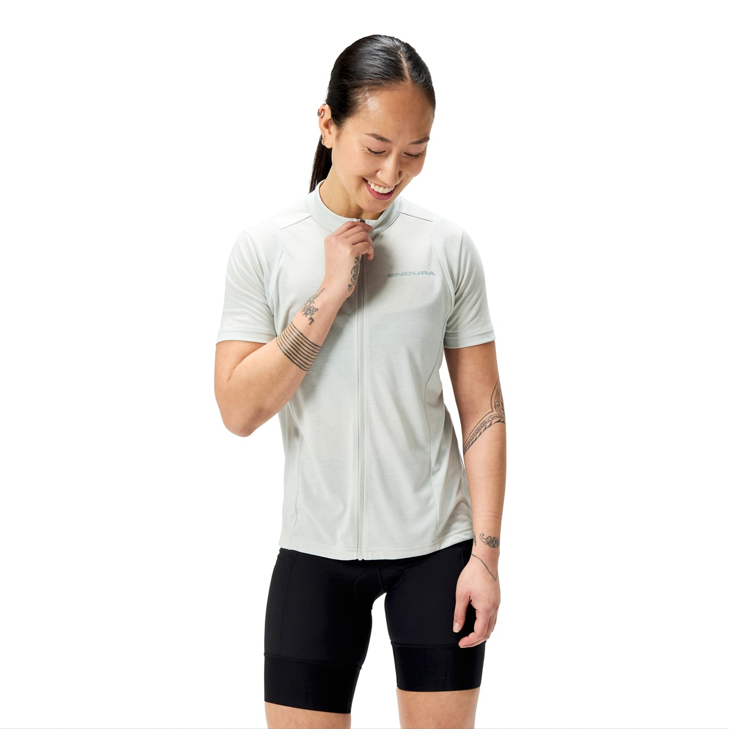 ENDURA LOOP ZIPPED Trikot Kurzarm Frau Grau