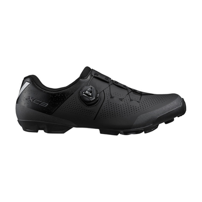 Chaussures VTT SHIMANO XC302 Noir – fond blanc, cadrage harmonisé