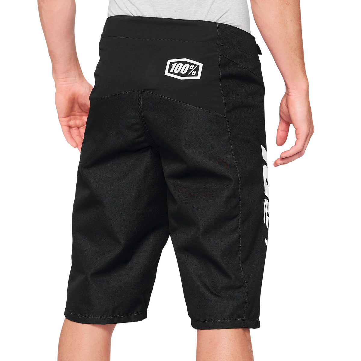 Shorts 100% R-CORE Schwarz