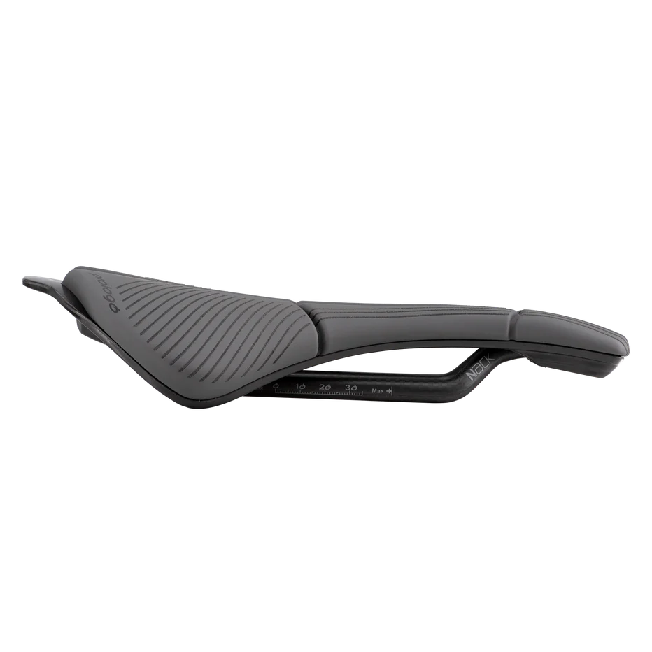 Sattel PROLOGO SCRATCH M5 PAS AGX 147mm Rails Nack Schwarz