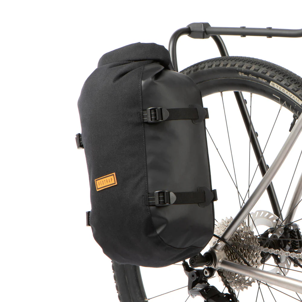 RESTRAP SWITCH Gepäckträgertasche Pannier 10L Schwarz