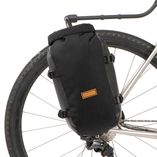 RESTRAP SWITCH Gepäckträgertasche Pannier 10L Schwarz