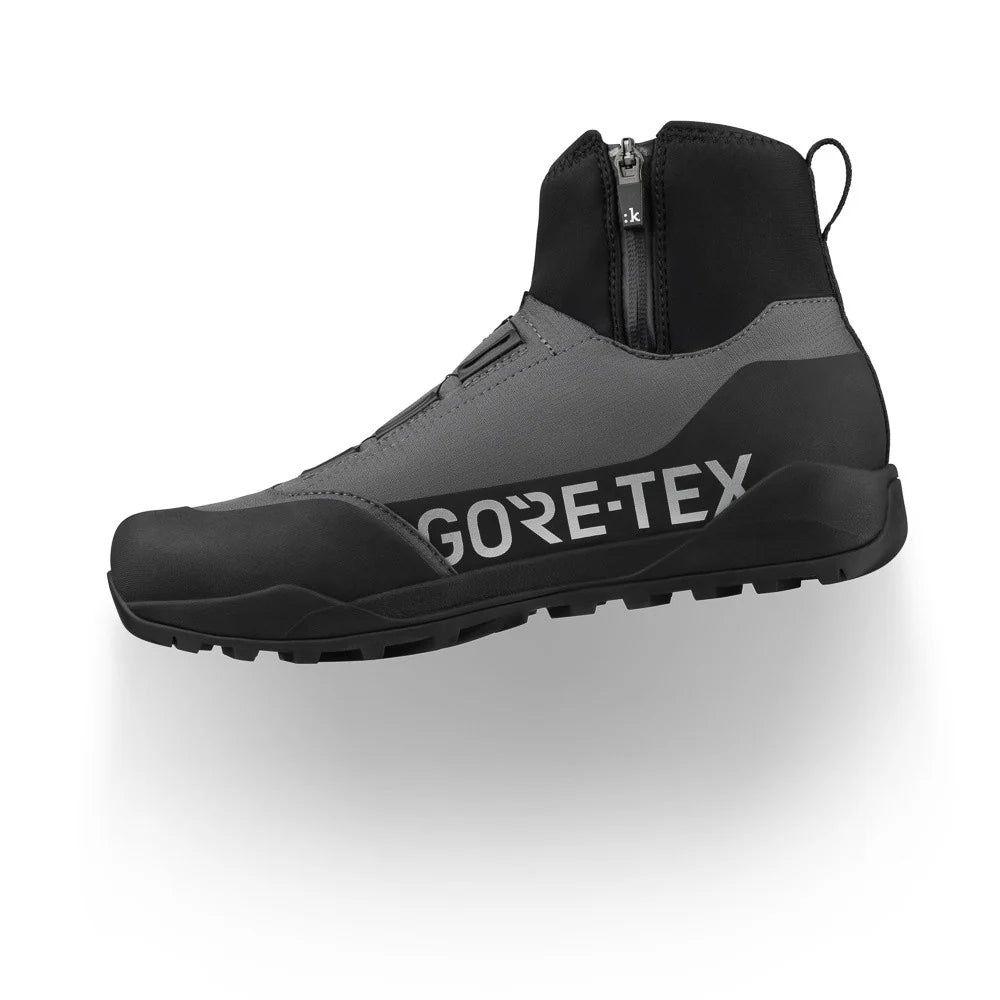 FIZIK HIVER TERRA NANUQ GTX FLAT Mountainbike-Schuhe Schwarz/Grau