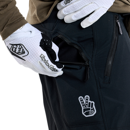 Short TROY LEE DESIGNS SKYLINE TRAIL MONO Schwarz