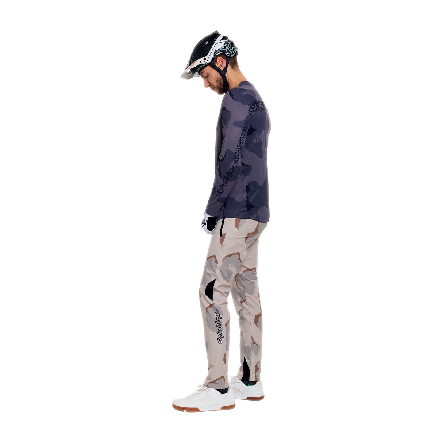 TROY LEE DESIGNS SKYLINE PRO FLOW CAMO Langarmshirt Carbon