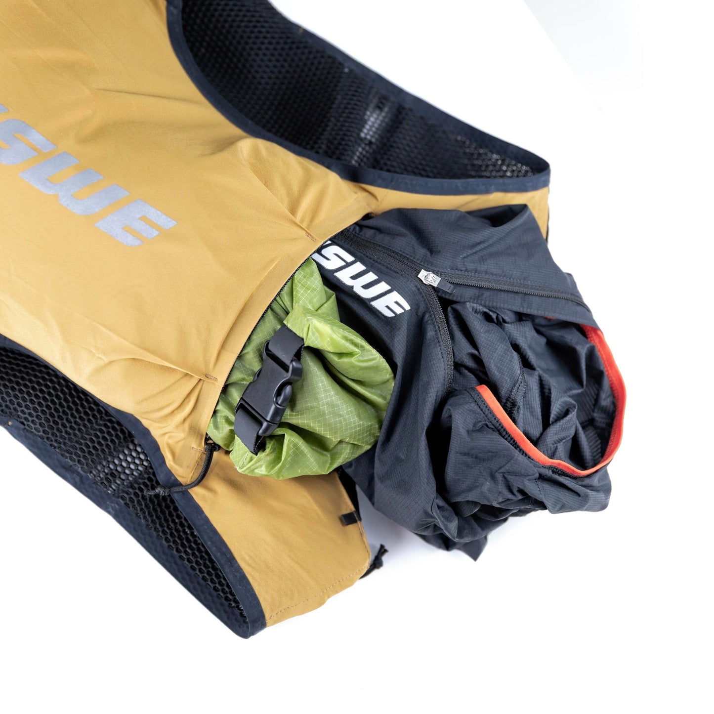 USWE TRAIL RUNNING Trinkjacke 8L Bronze