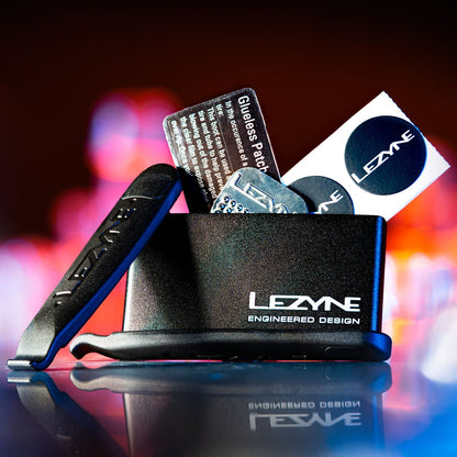 LEZYNE LEVER KIT Reparaturset mit schwarzem Aluminiumgehäuse
