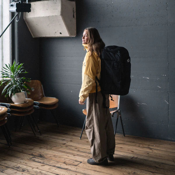 EVOC 60L Travel Backpack Schwarz