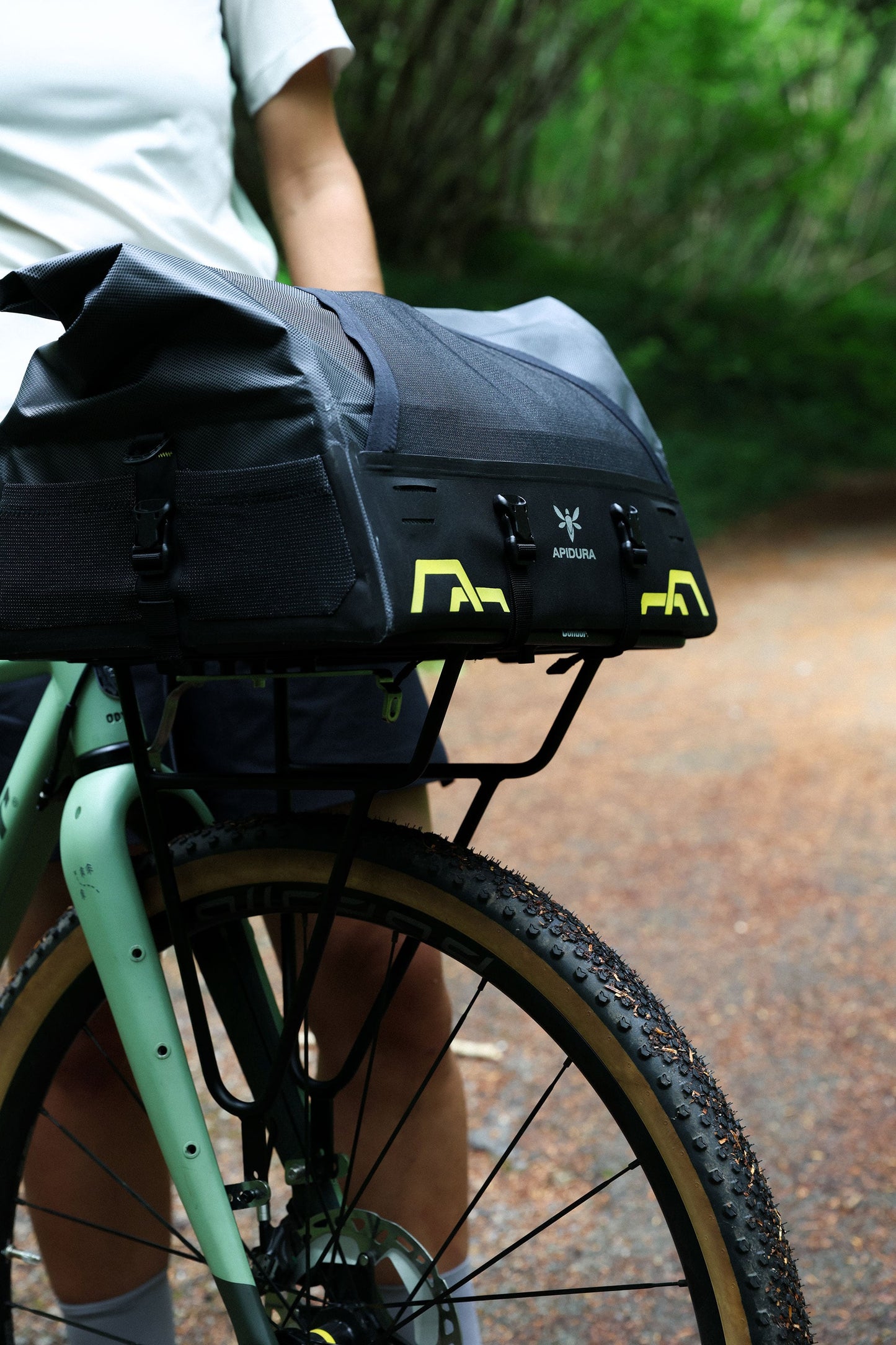 APIDURA EXPEDITION FRONT RACK PACK 20 L Lenkertasche Schwarz