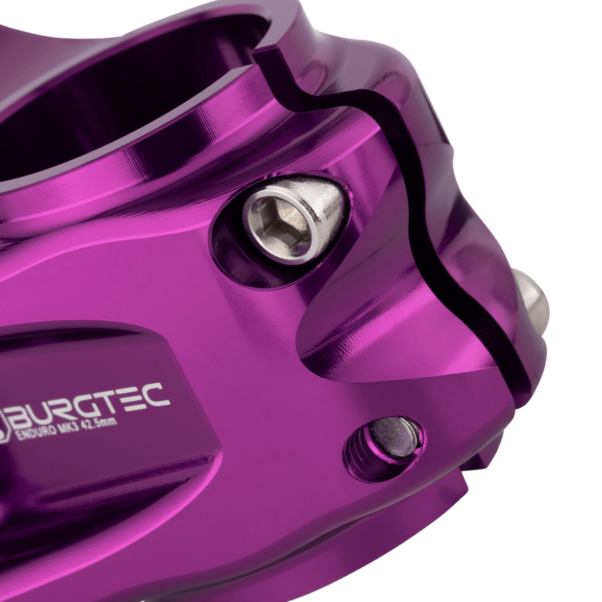 BURGTEC ENDURO MK3 Vorbau in Violett — Detail der Gabelschaftklemmung