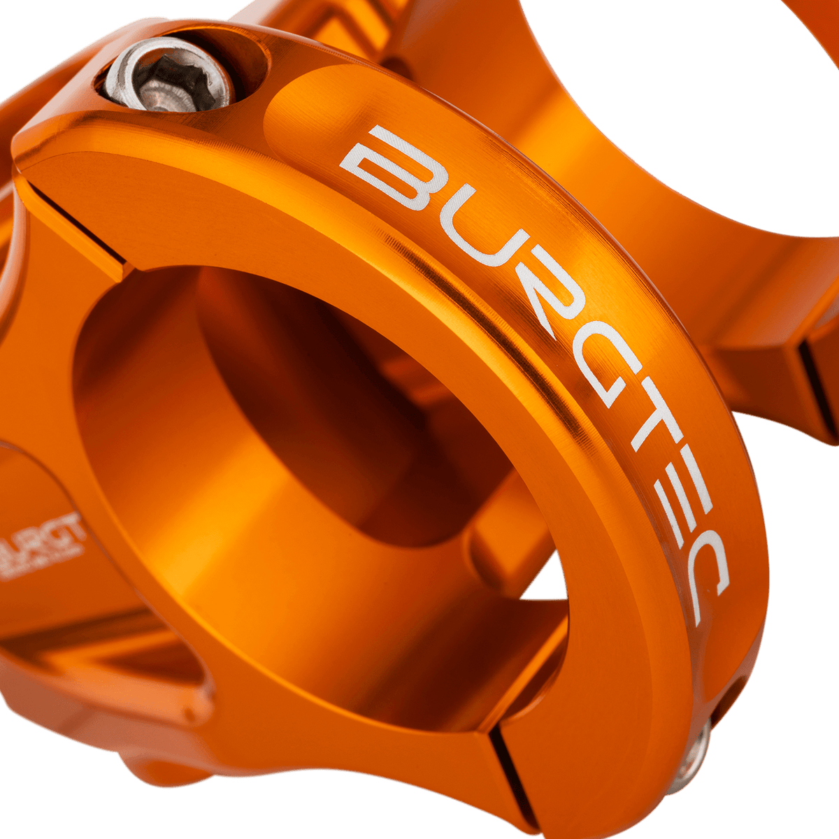 BURGTEC ENDURO MK3 Vorbau in Orange — Detail der Lenkerklemmung
