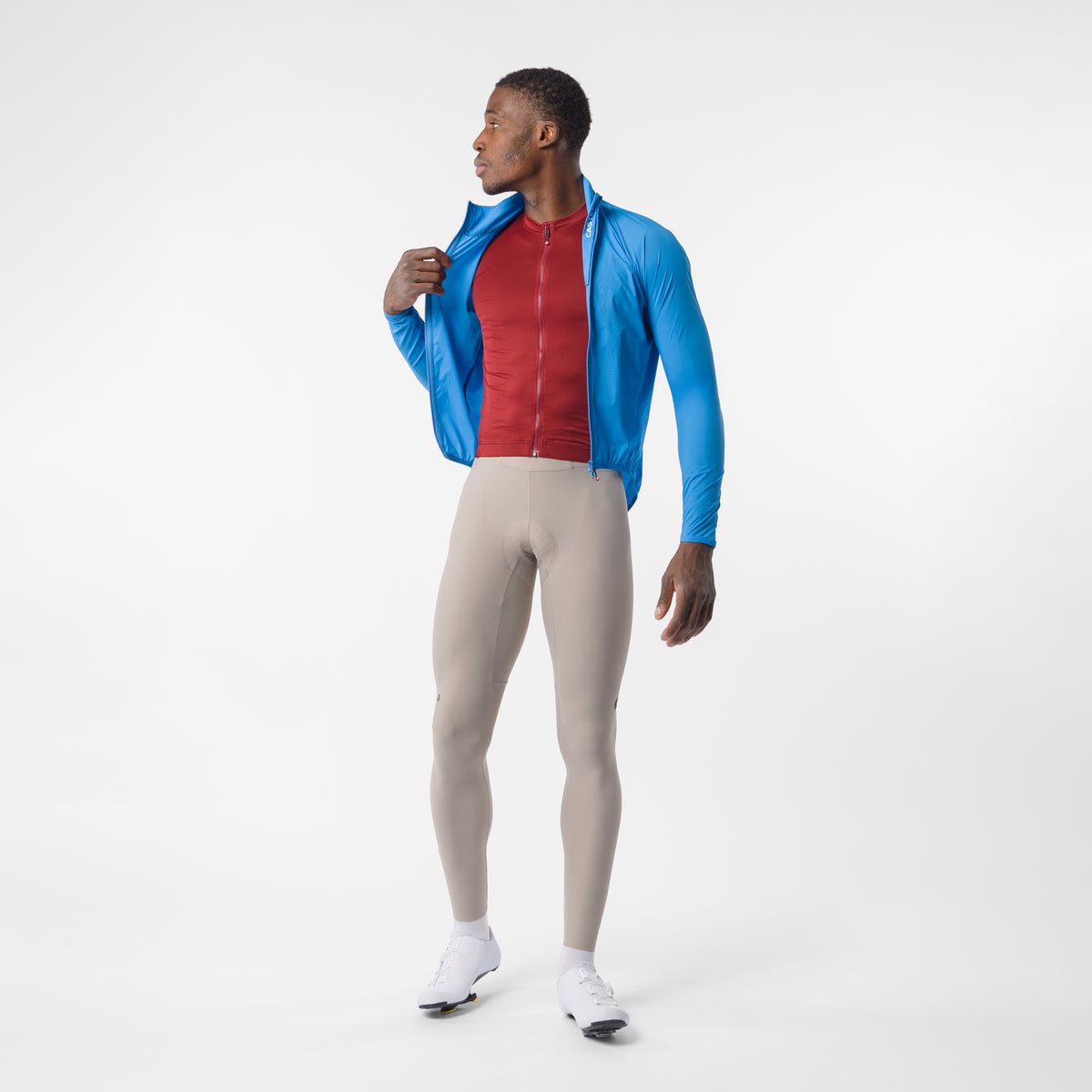 CASTELLI Transition Air Jacke in Blau – offen getragen