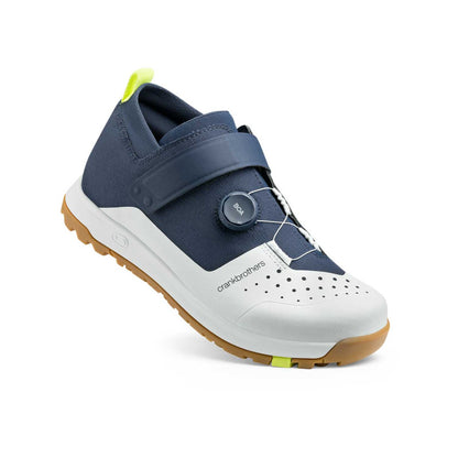 MTB-Schuhe CRANKBROTHERS STAMP TRAIL BOA Marineblau/Grau/Naturgummi — Dreiviertelansicht