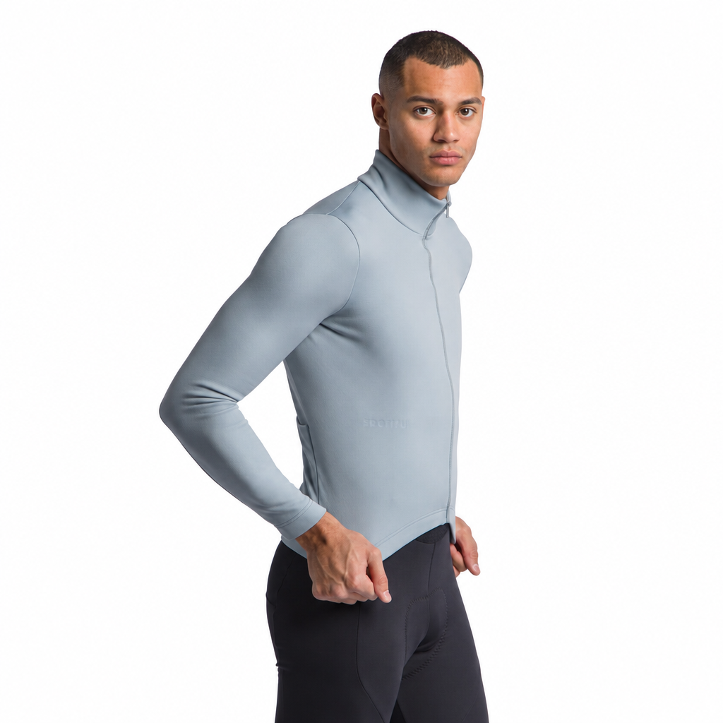 SPORTFUL CLASSIC 2 Jacke in Grau, Dreiviertelansicht vor weißem Hintergrund