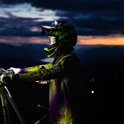 Frontlicht EXPOSURE LIGHTS ZENITH 4 mit Helm-/Lenkerhalterung