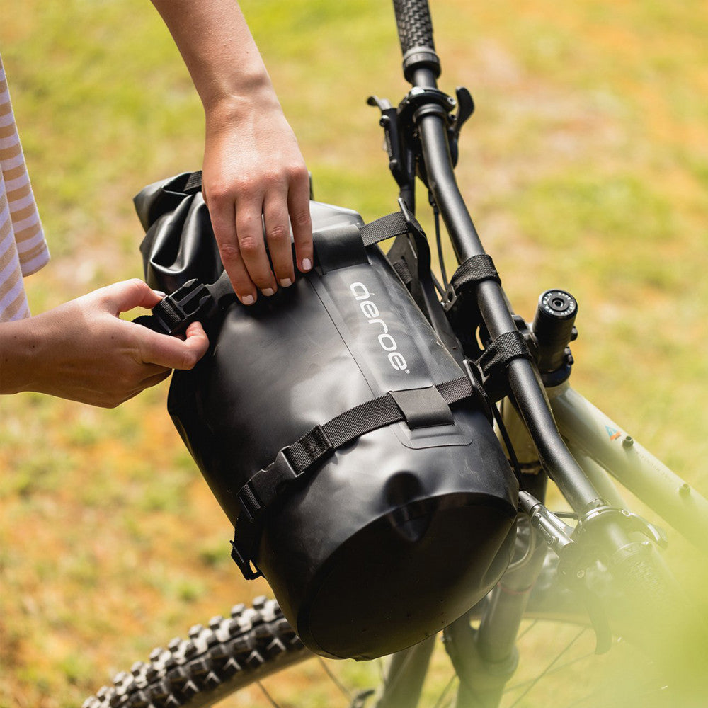 Robuste AEROE 12 L Wasserdichte Tasche Schwarz