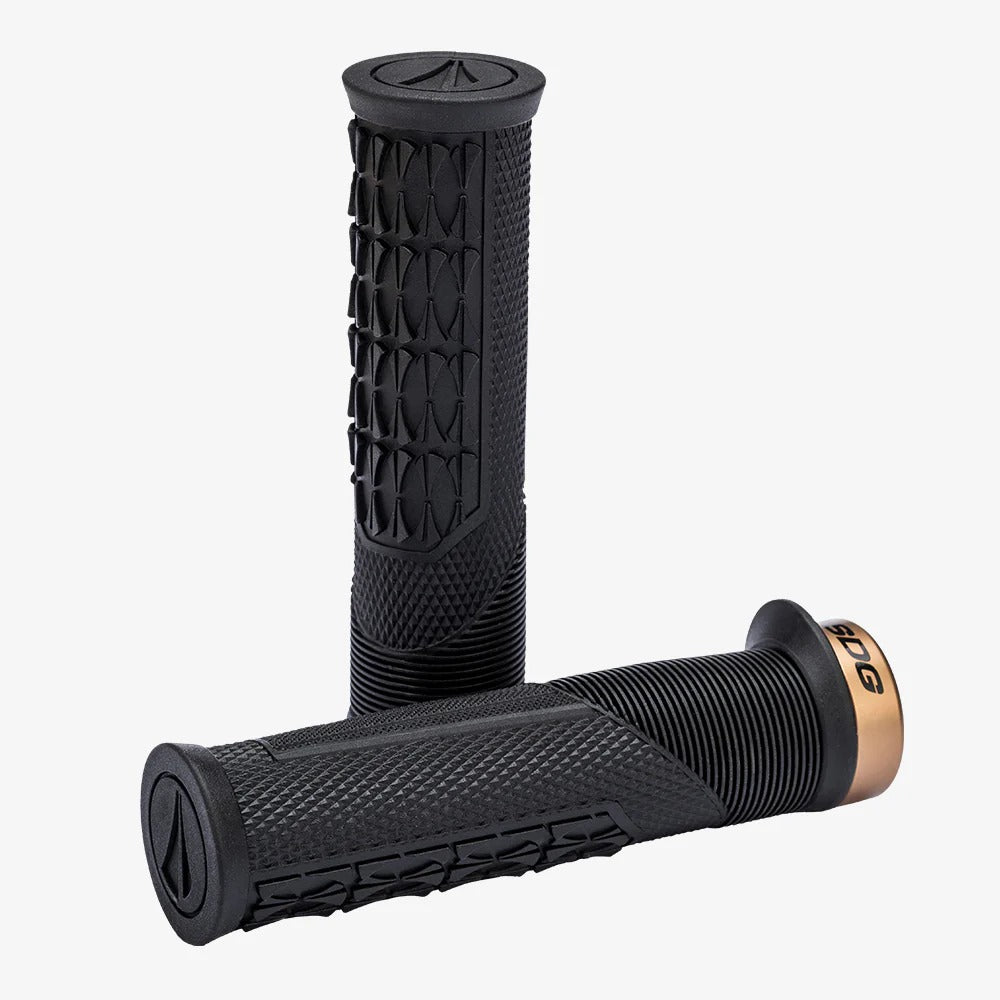 Grips SDG OPEN CORE THRICE 136 mm Schwarz/Kashima
