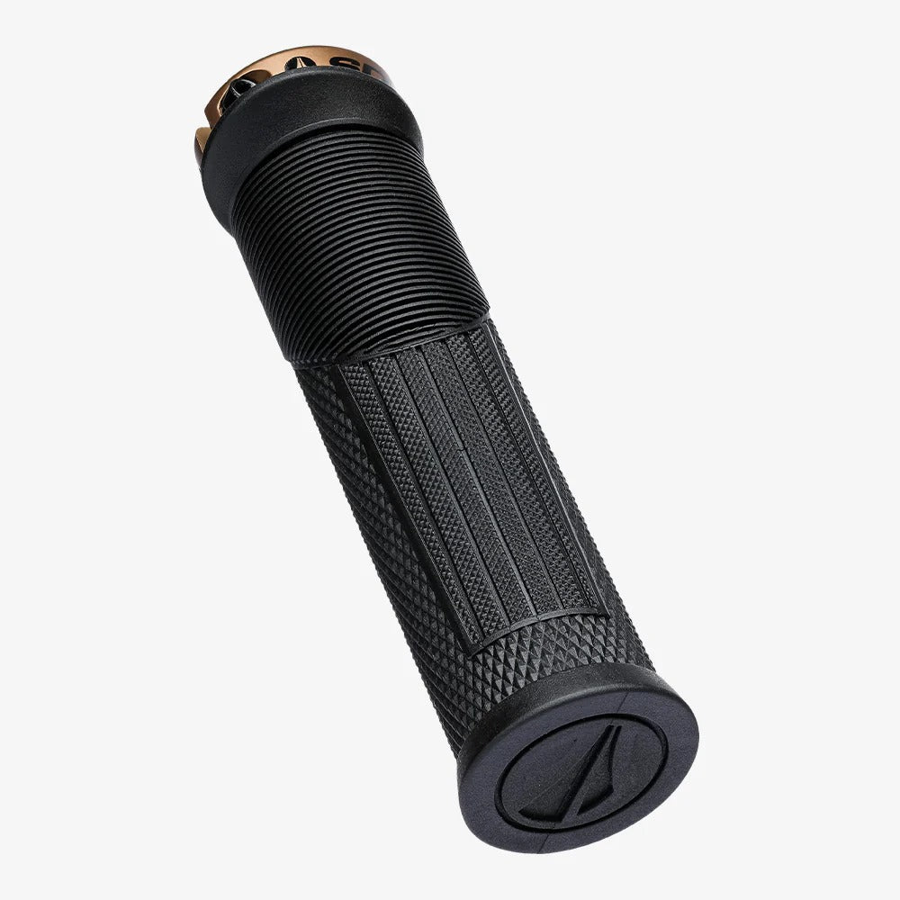 Grips SDG OPEN CORE THRICE 136 mm Schwarz/Kashima