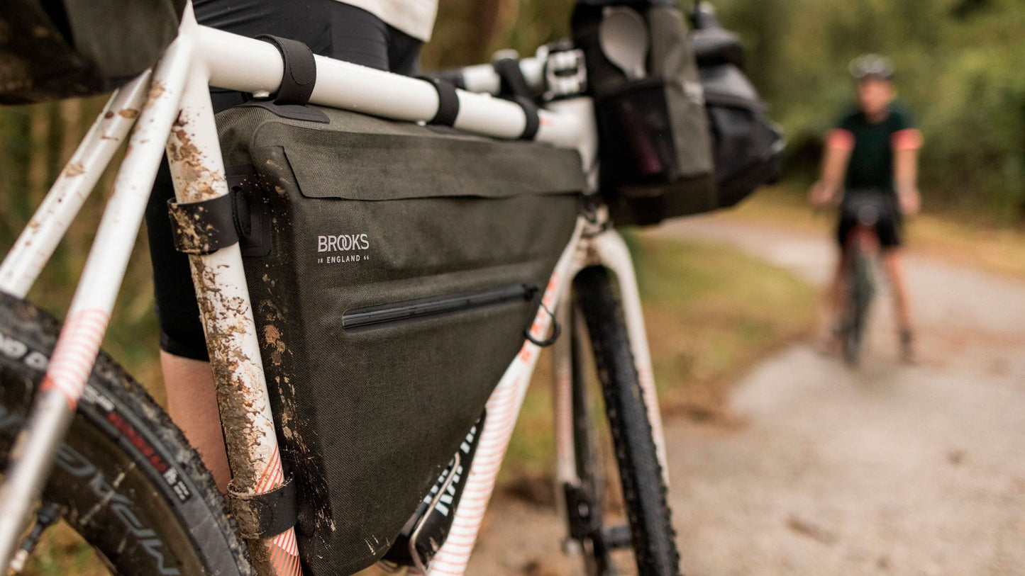 BROOKS SCAPE 5L Rahmentasche Schwarz